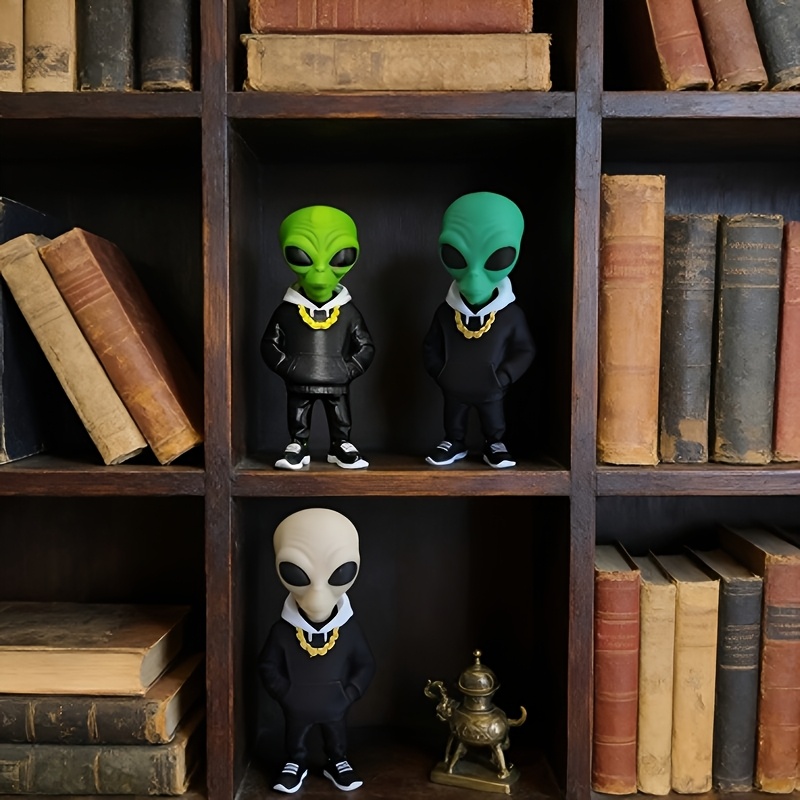 تمثال كائن فضائي أخضر بتصميم ج - مراجعة Home Office Bookshelves وسعره